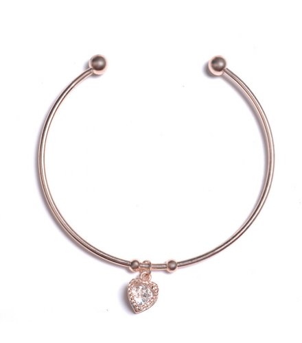 B627 - Peach heart bracelet