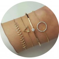 B688 - Hollow circle triangle bracelet