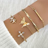 B878 - Retro pearl four-leaf clover open bracelet