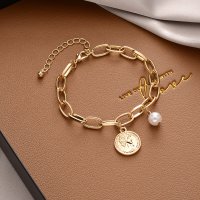 B892 - Queen Pearl Bracelet