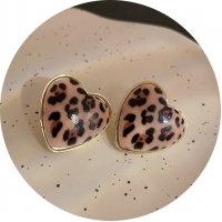 E1347 - Leopard Print Heart Earrings