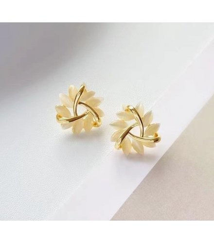 E1453 - Korean Flower Earrings