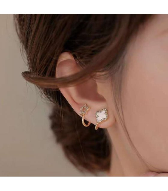 E1463 - Elegant Fashion Earrings