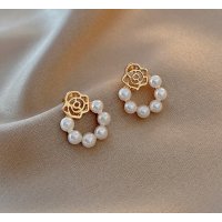 E1484 - Pearl Flower Earrings