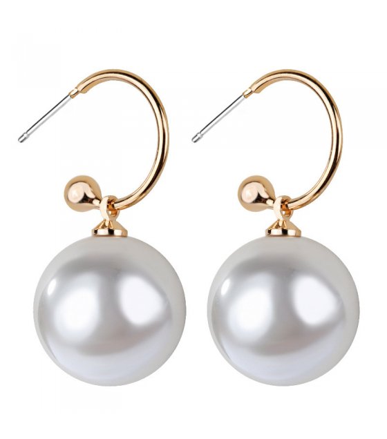 E1496 - Pearl Drop Earrings