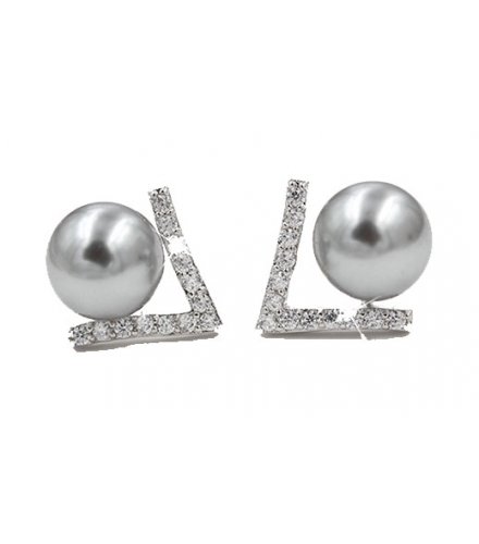 E890 - Simple pearl geometric earrings