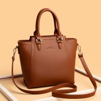 H1674 - Miranda Retro Brown Handbag
