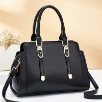 H1789 - Classical Black Handbag