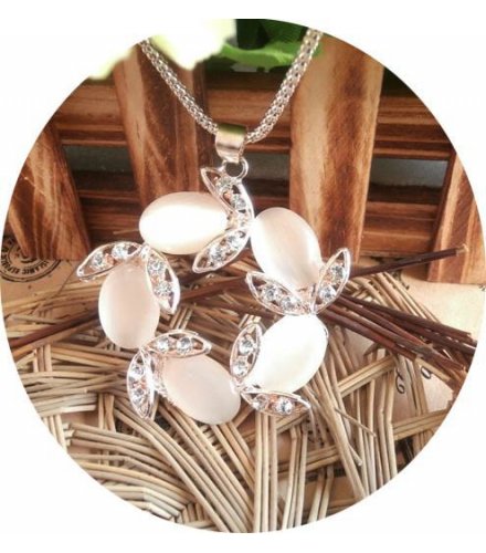 N1236 - Opal White Necklace