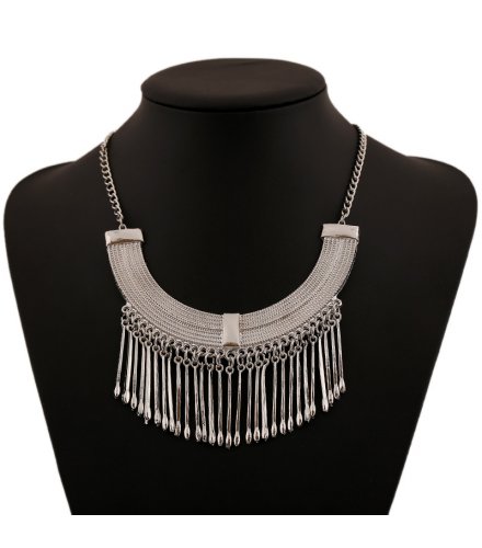 N2078 - Exaggerated tassel necklace