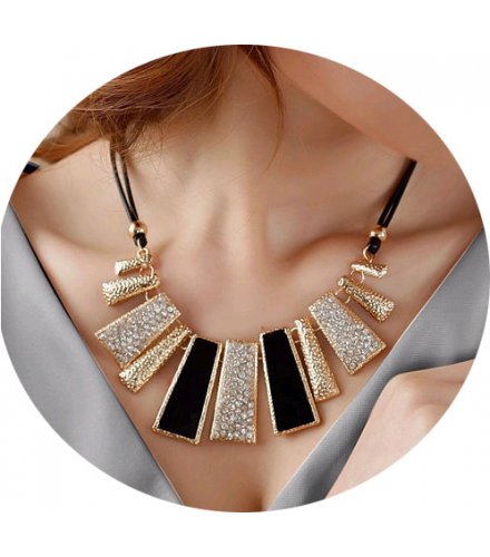 N2095 - Geometric clavicle chain necklace 
