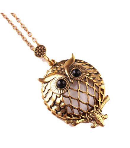 N2299 - Retro owl round glass pendant necklace