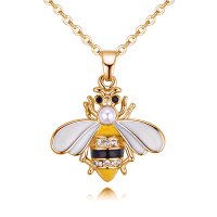 N2370 - Korean Bee Fashion Pearl Pendant Necklace