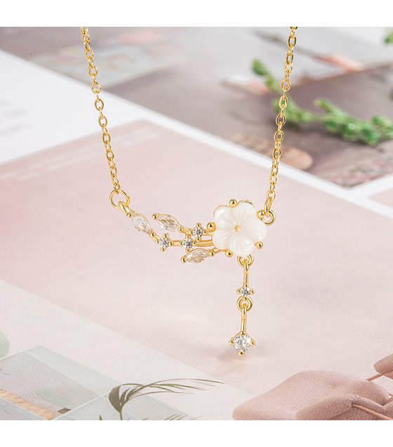N2511 - Pearl cherry blossom necklace