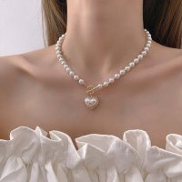 XN023 - Love pendant pearl chain