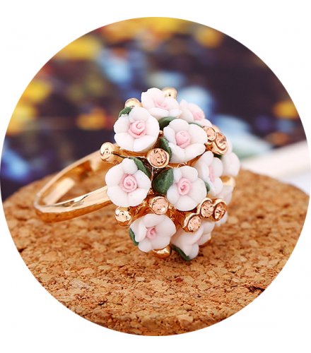 R543 - Korean Flower Diamond Ring