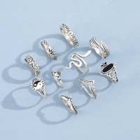 R661 - Silver Vintage Fashion Ring Set