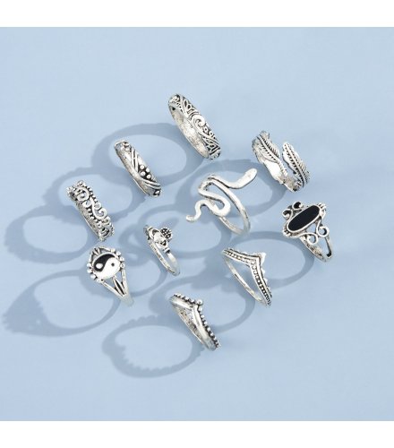 R661 - Silver Vintage Fashion Ring Set
