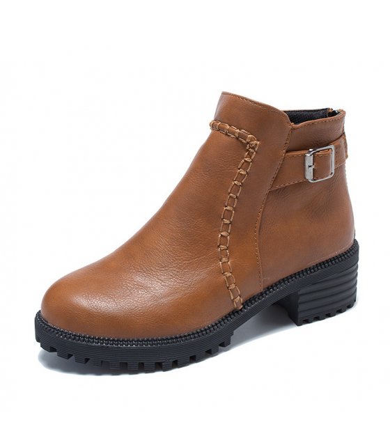 SH331 - Mid Heel Buckle Boots