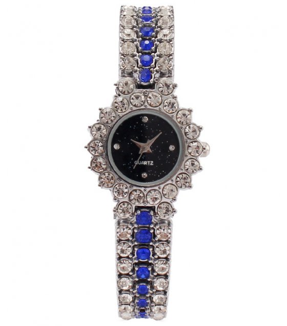 W3809 - Crown Rhinestone Fashion Watch